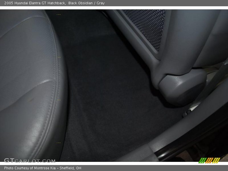 Black Obsidian / Gray 2005 Hyundai Elantra GT Hatchback