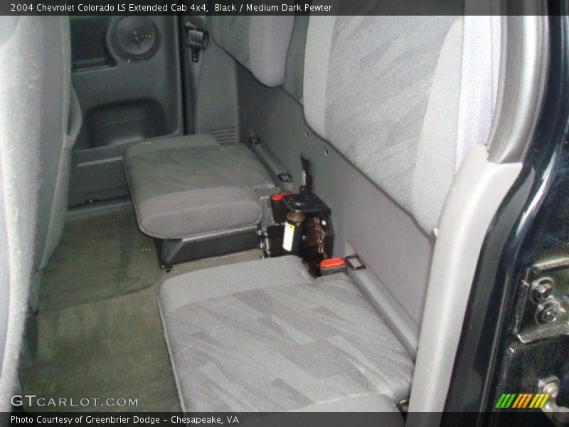 Black / Medium Dark Pewter 2004 Chevrolet Colorado LS Extended Cab 4x4