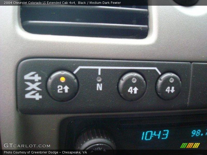 Black / Medium Dark Pewter 2004 Chevrolet Colorado LS Extended Cab 4x4