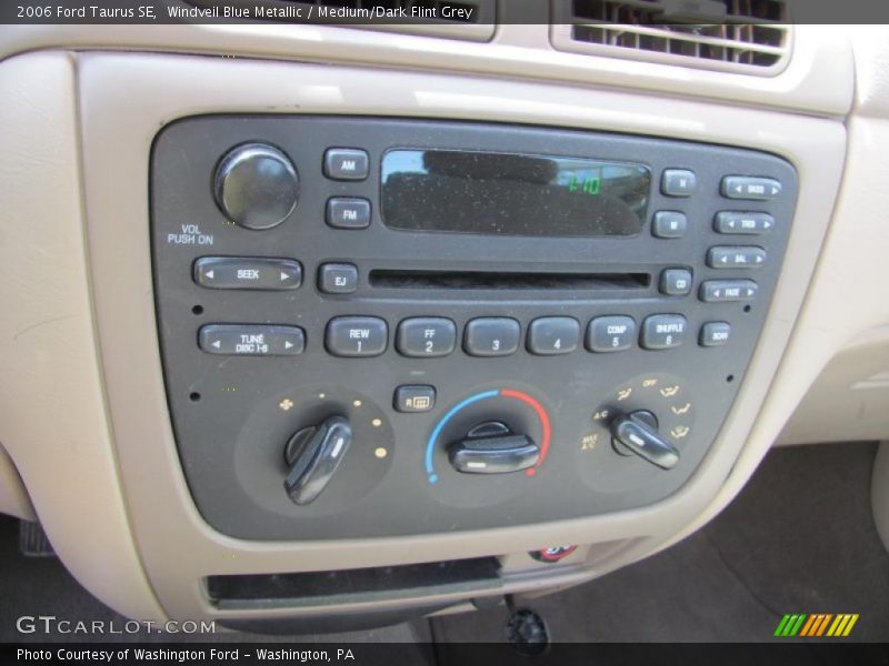 Windveil Blue Metallic / Medium/Dark Flint Grey 2006 Ford Taurus SE