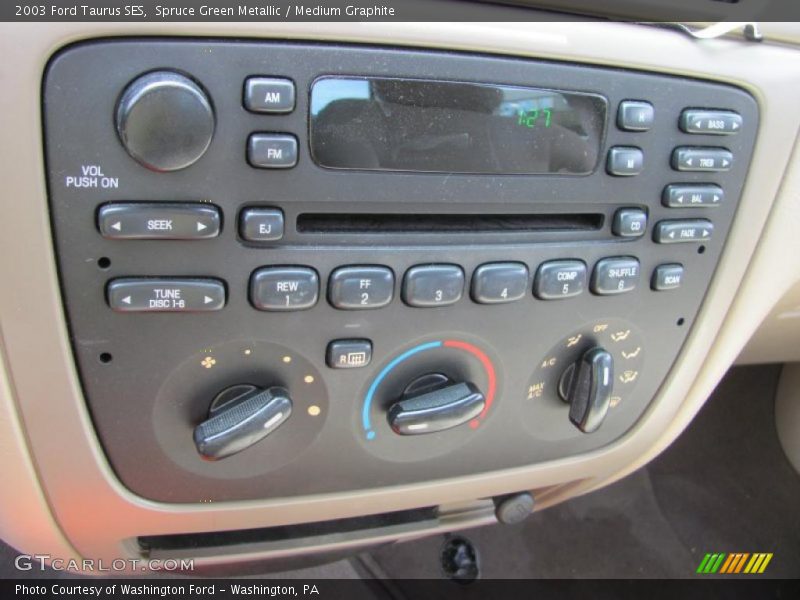 Spruce Green Metallic / Medium Graphite 2003 Ford Taurus SES