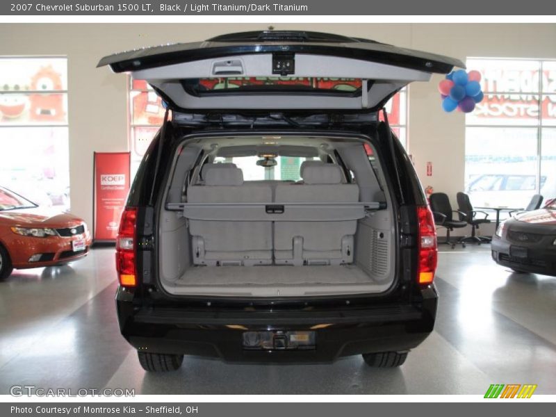 Black / Light Titanium/Dark Titanium 2007 Chevrolet Suburban 1500 LT