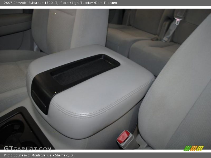 Black / Light Titanium/Dark Titanium 2007 Chevrolet Suburban 1500 LT