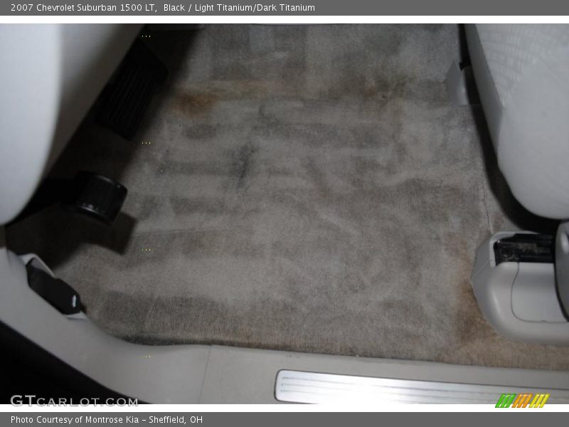 Black / Light Titanium/Dark Titanium 2007 Chevrolet Suburban 1500 LT