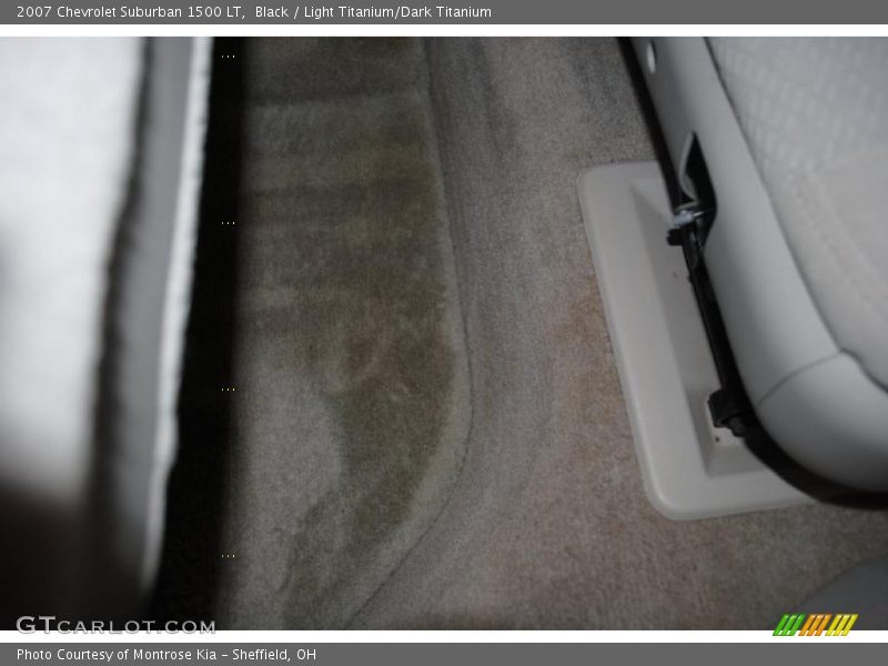 Black / Light Titanium/Dark Titanium 2007 Chevrolet Suburban 1500 LT
