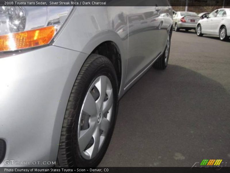 Silver Streak Mica / Dark Charcoal 2008 Toyota Yaris Sedan