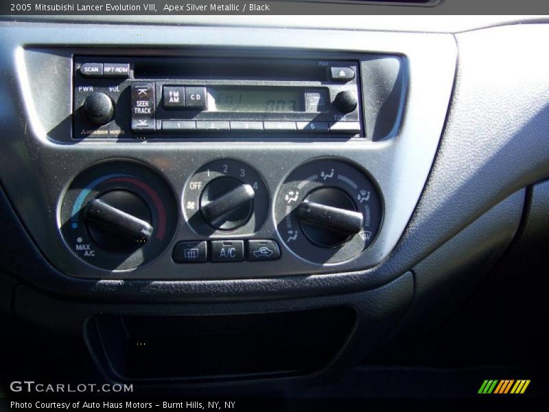 Apex Silver Metallic / Black 2005 Mitsubishi Lancer Evolution VIII