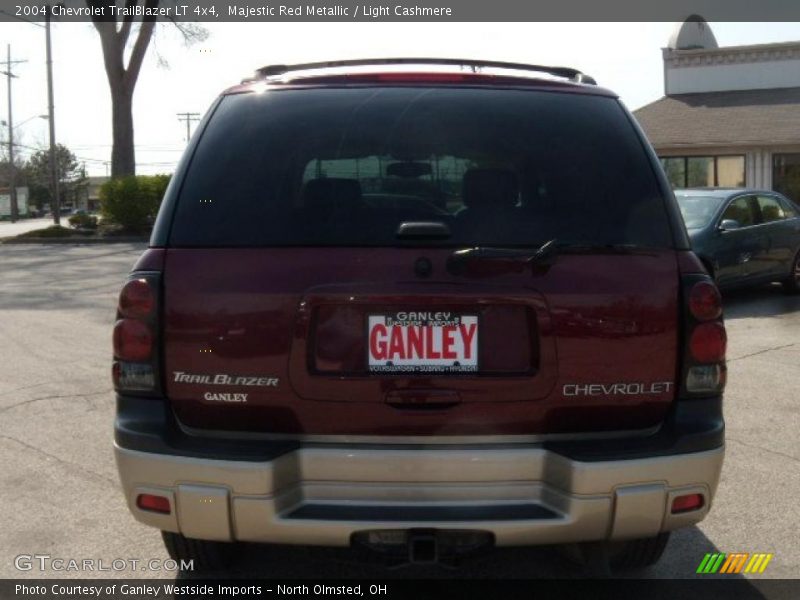 Majestic Red Metallic / Light Cashmere 2004 Chevrolet TrailBlazer LT 4x4