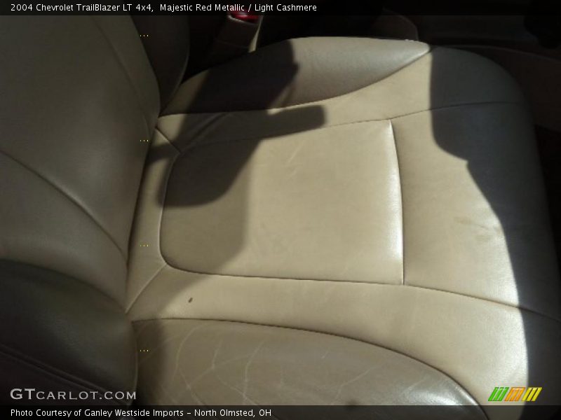 Majestic Red Metallic / Light Cashmere 2004 Chevrolet TrailBlazer LT 4x4