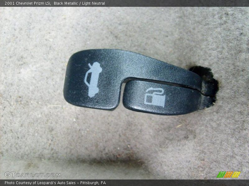 Black Metallic / Light Neutral 2001 Chevrolet Prizm LSi