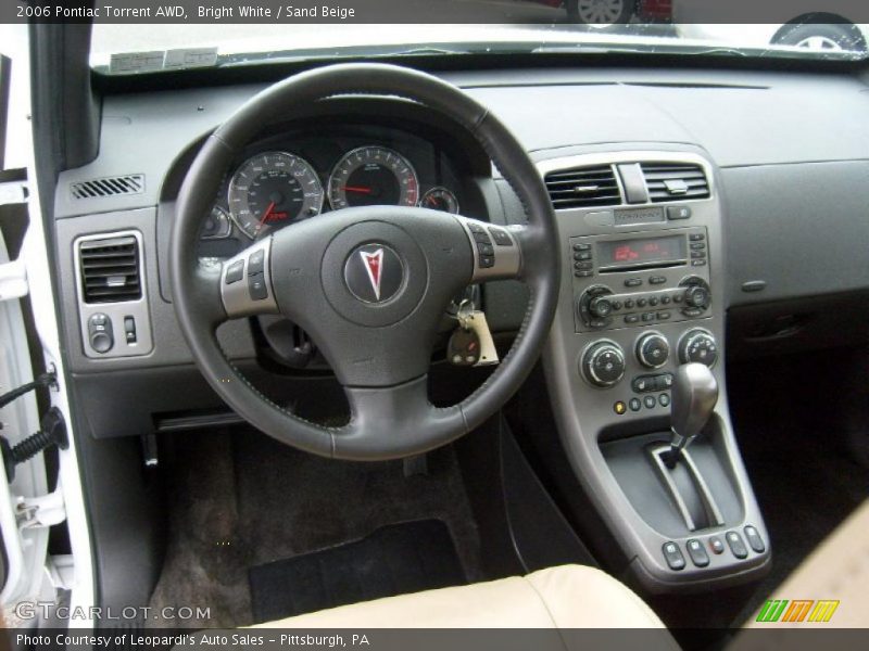 Bright White / Sand Beige 2006 Pontiac Torrent AWD