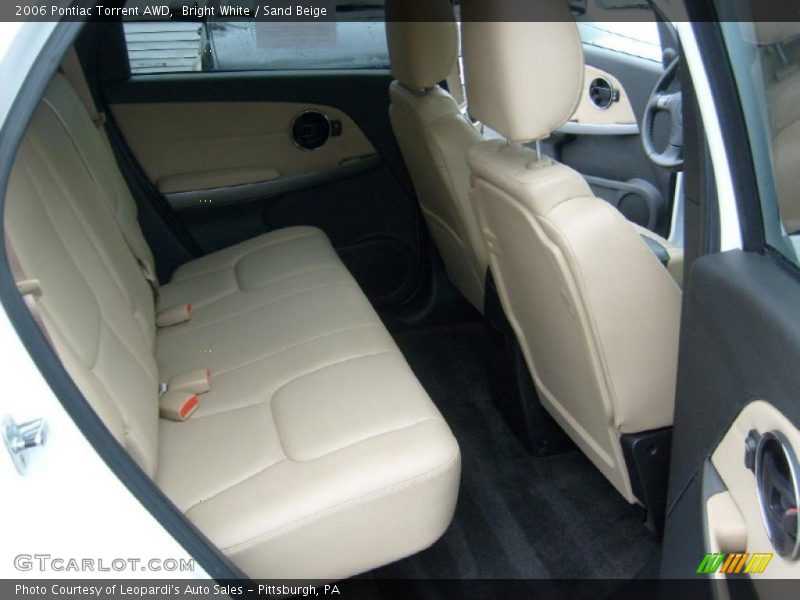 Bright White / Sand Beige 2006 Pontiac Torrent AWD