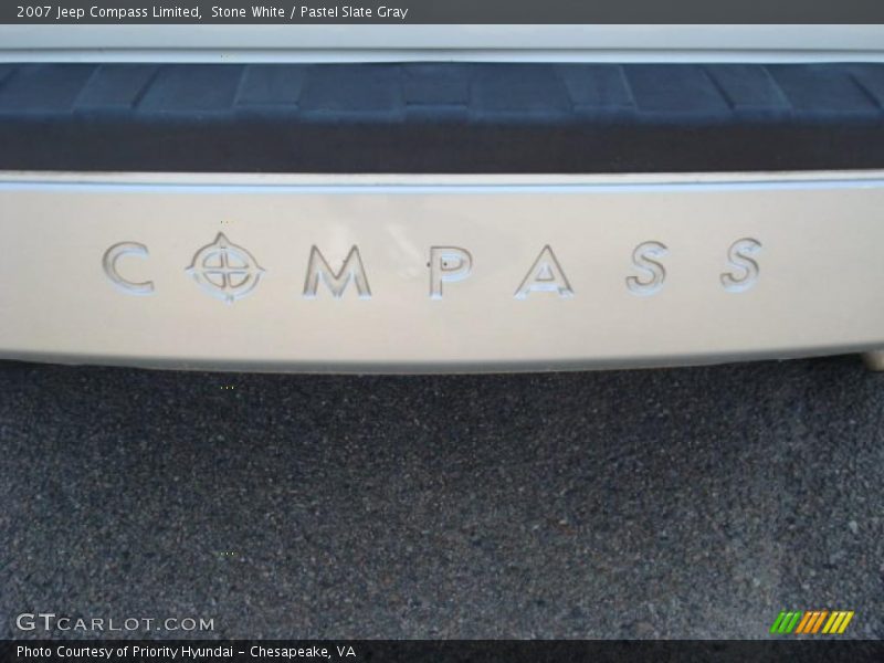 Stone White / Pastel Slate Gray 2007 Jeep Compass Limited