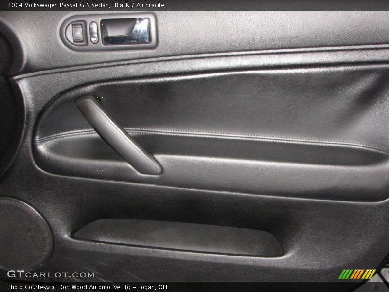 Black / Anthracite 2004 Volkswagen Passat GLS Sedan
