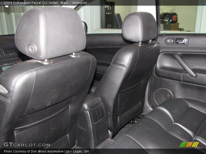 Black / Anthracite 2004 Volkswagen Passat GLS Sedan