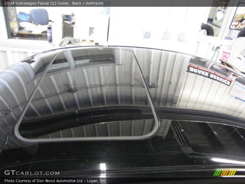 Black / Anthracite 2004 Volkswagen Passat GLS Sedan