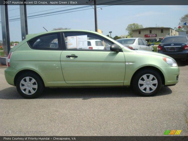 Apple Green / Black 2007 Hyundai Accent GS Coupe