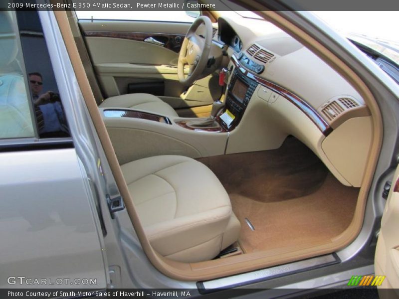 Pewter Metallic / Cashmere 2009 Mercedes-Benz E 350 4Matic Sedan
