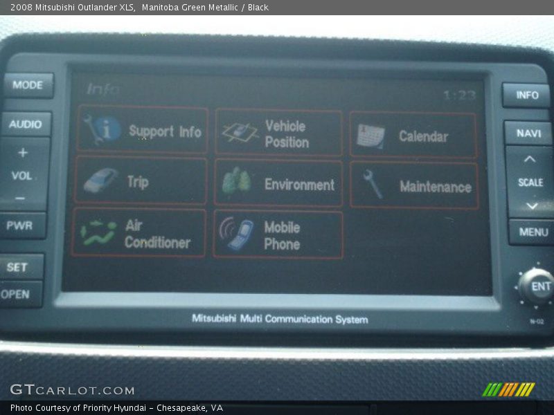 Manitoba Green Metallic / Black 2008 Mitsubishi Outlander XLS