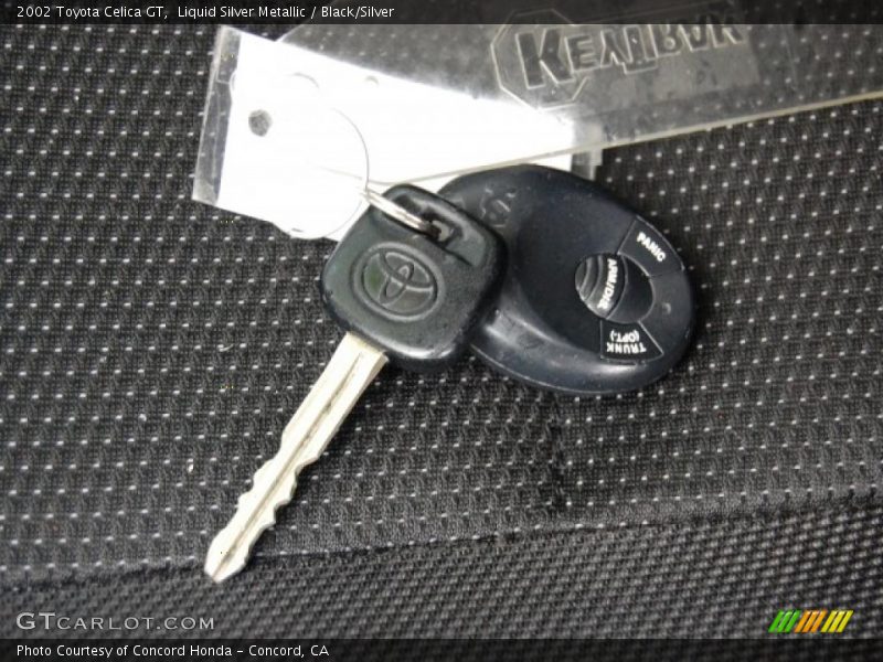 Liquid Silver Metallic / Black/Silver 2002 Toyota Celica GT