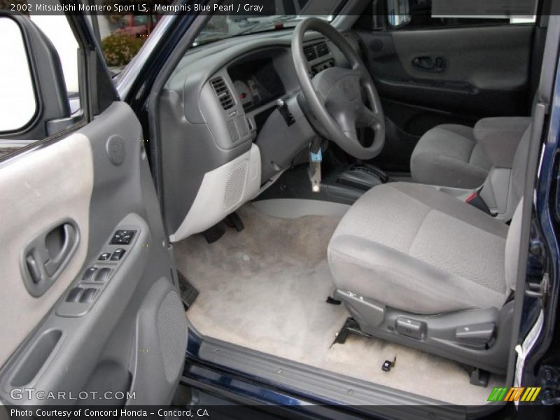 Memphis Blue Pearl / Gray 2002 Mitsubishi Montero Sport LS