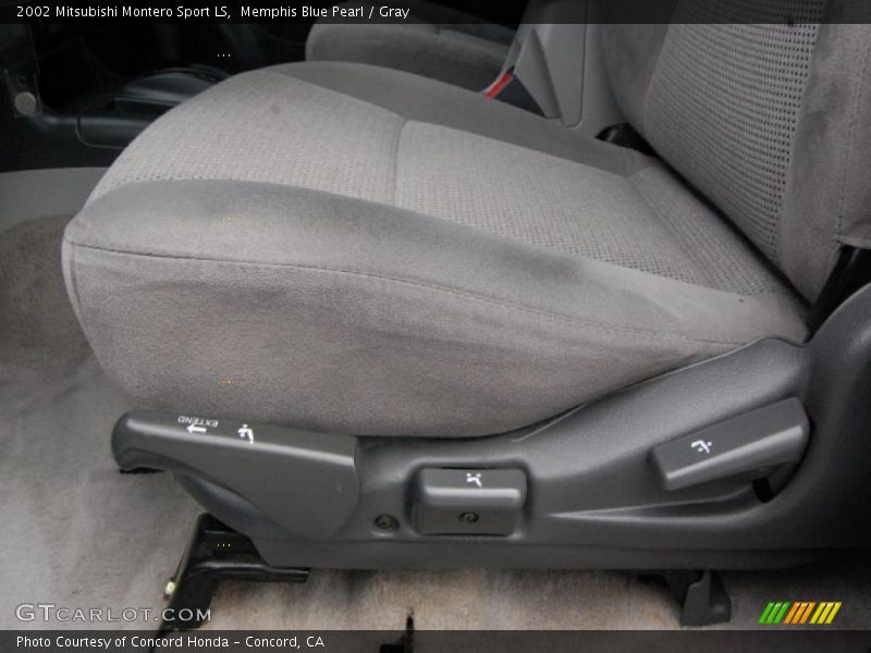 Memphis Blue Pearl / Gray 2002 Mitsubishi Montero Sport LS