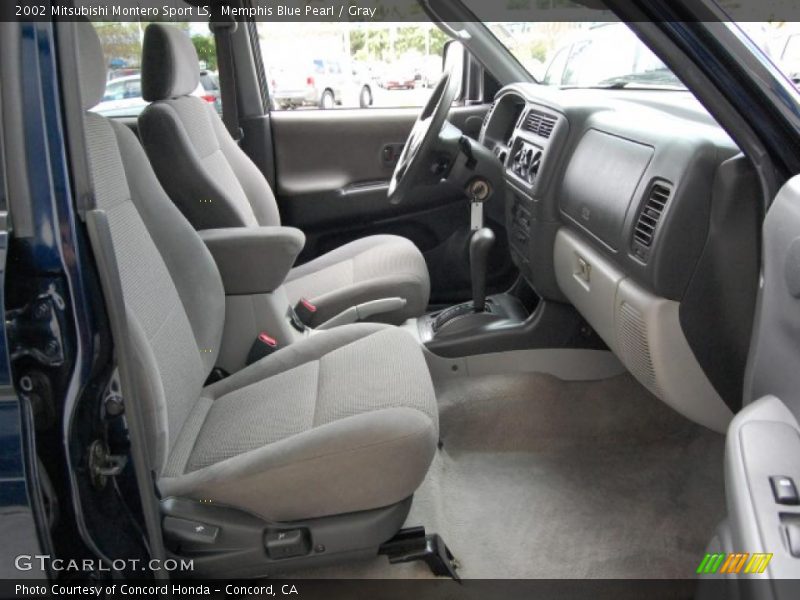 Memphis Blue Pearl / Gray 2002 Mitsubishi Montero Sport LS