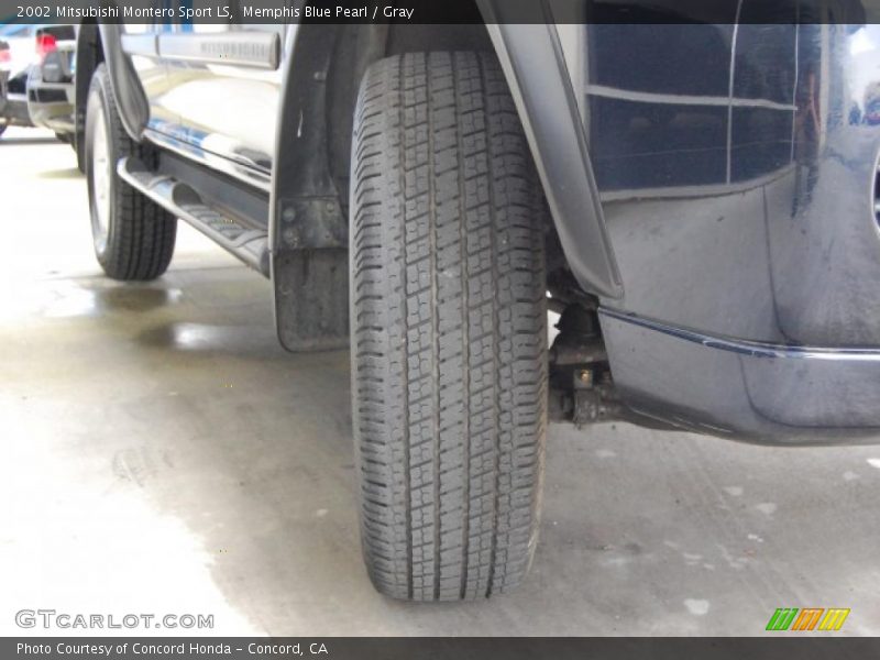 Memphis Blue Pearl / Gray 2002 Mitsubishi Montero Sport LS