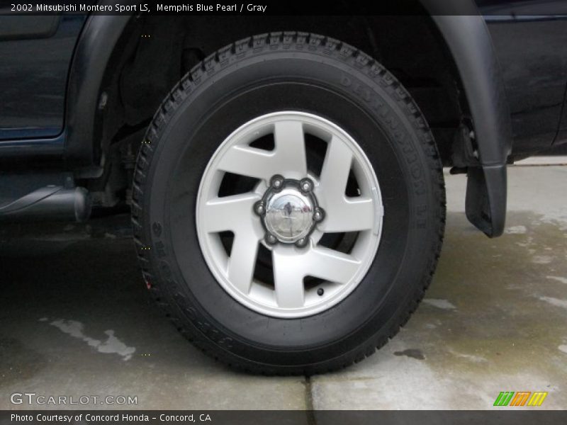 Memphis Blue Pearl / Gray 2002 Mitsubishi Montero Sport LS
