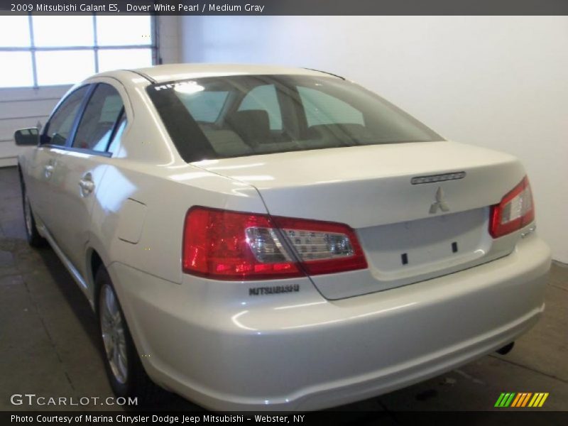 Dover White Pearl / Medium Gray 2009 Mitsubishi Galant ES