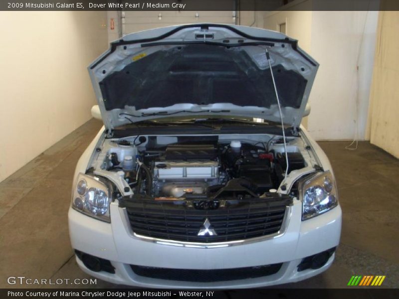 Dover White Pearl / Medium Gray 2009 Mitsubishi Galant ES