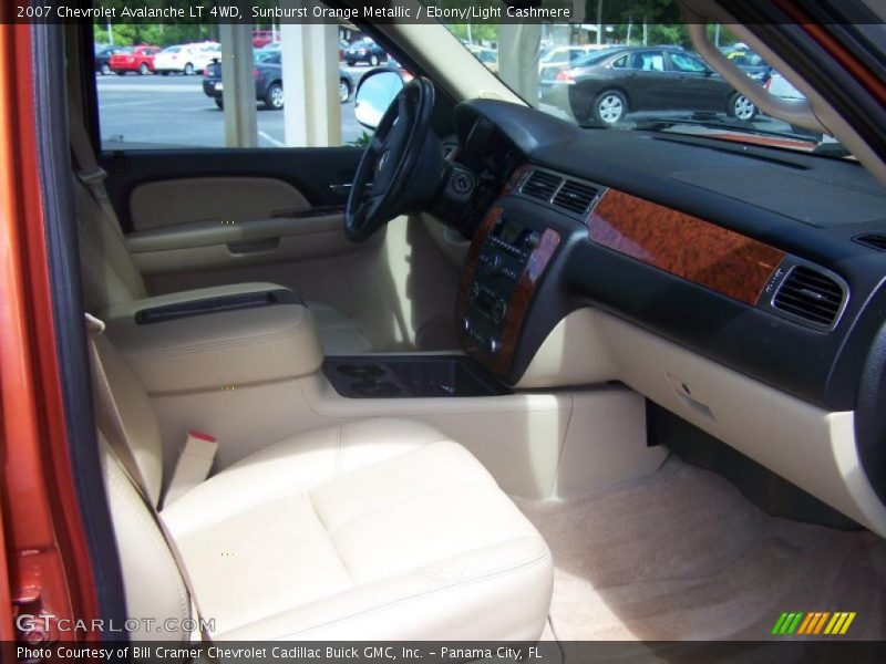 Sunburst Orange Metallic / Ebony/Light Cashmere 2007 Chevrolet Avalanche LT 4WD