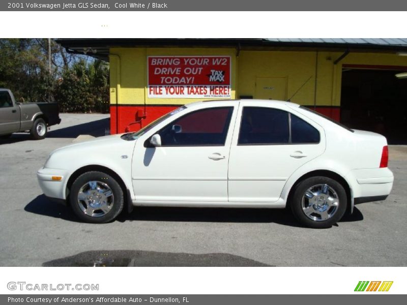 Cool White / Black 2001 Volkswagen Jetta GLS Sedan