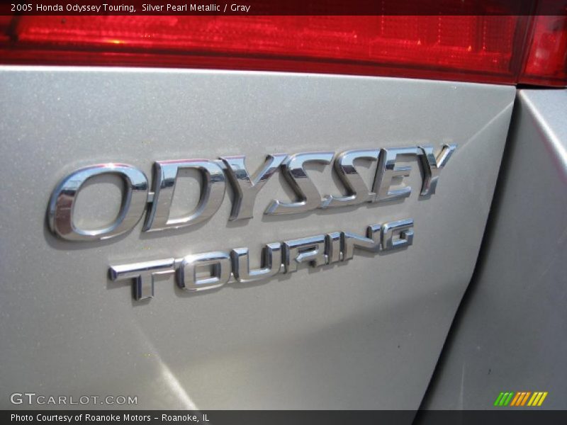 Silver Pearl Metallic / Gray 2005 Honda Odyssey Touring