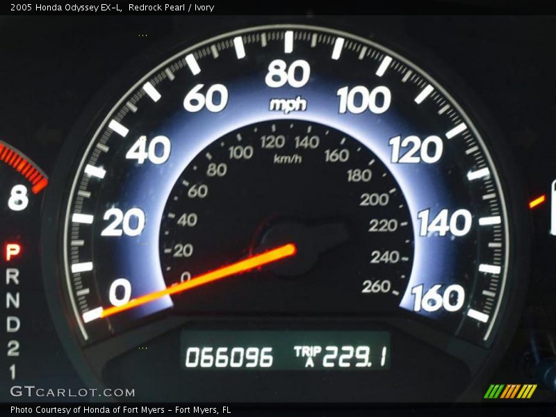 Redrock Pearl / Ivory 2005 Honda Odyssey EX-L