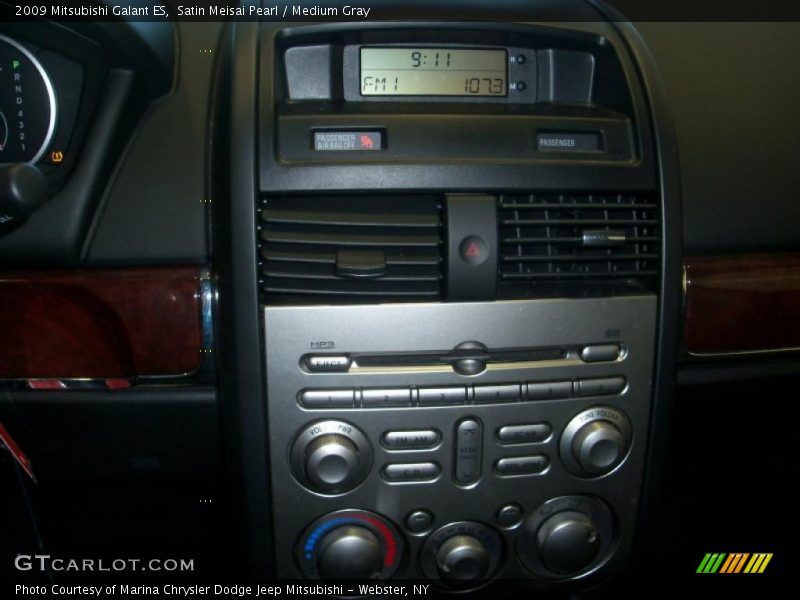 Satin Meisai Pearl / Medium Gray 2009 Mitsubishi Galant ES