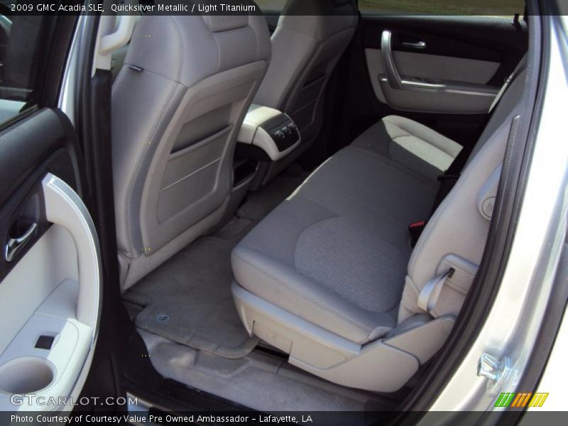 Quicksilver Metallic / Light Titanium 2009 GMC Acadia SLE