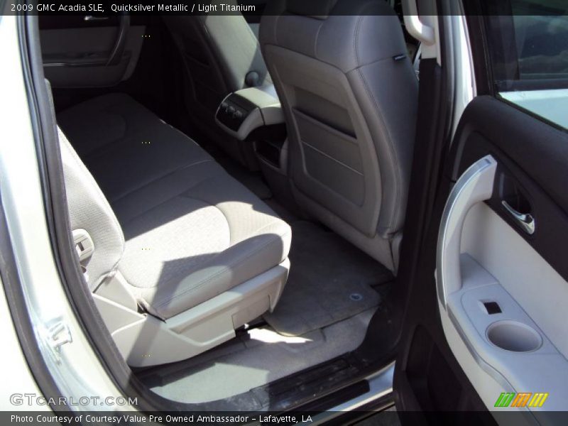 Quicksilver Metallic / Light Titanium 2009 GMC Acadia SLE
