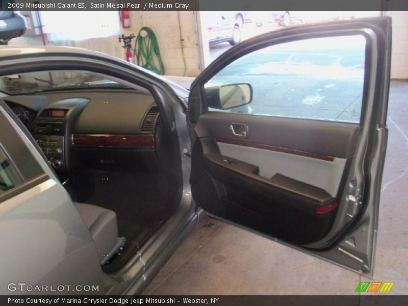 Satin Meisai Pearl / Medium Gray 2009 Mitsubishi Galant ES