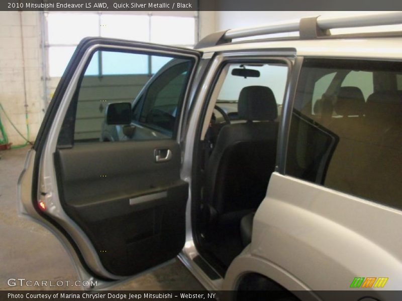 Quick Silver Metallic / Black 2010 Mitsubishi Endeavor LS AWD