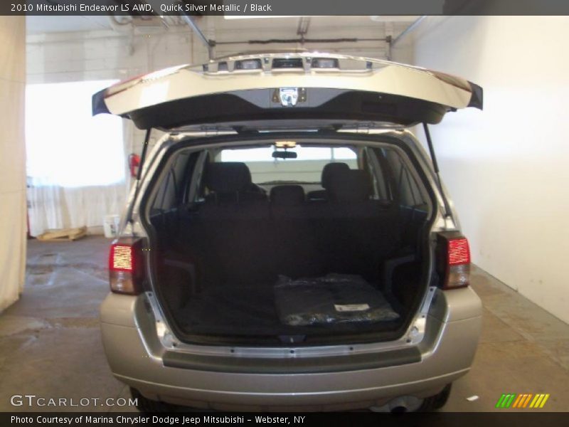 Quick Silver Metallic / Black 2010 Mitsubishi Endeavor LS AWD