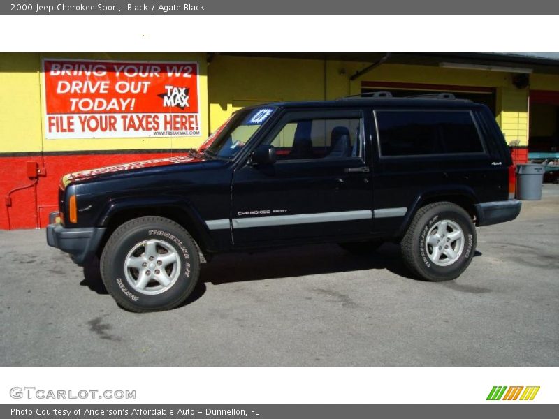 Black / Agate Black 2000 Jeep Cherokee Sport