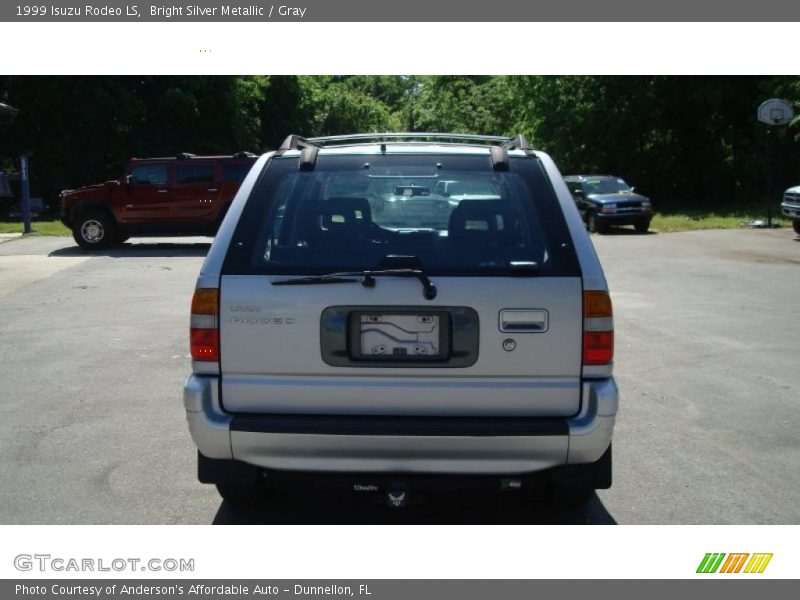 Bright Silver Metallic / Gray 1999 Isuzu Rodeo LS