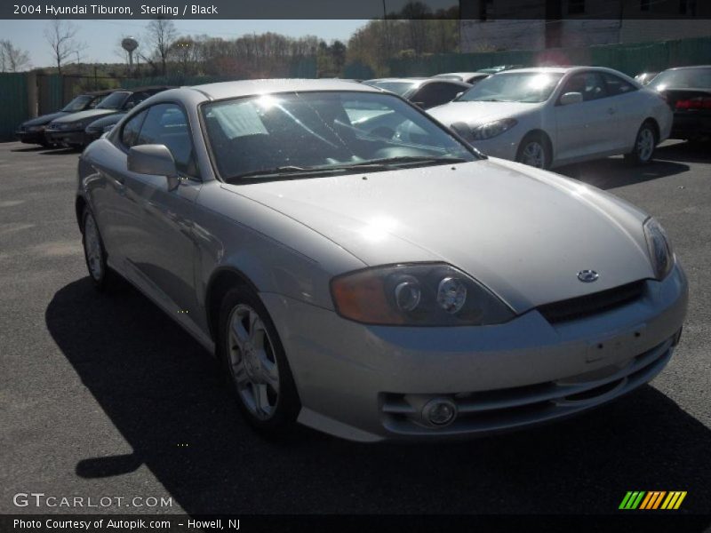 Sterling / Black 2004 Hyundai Tiburon