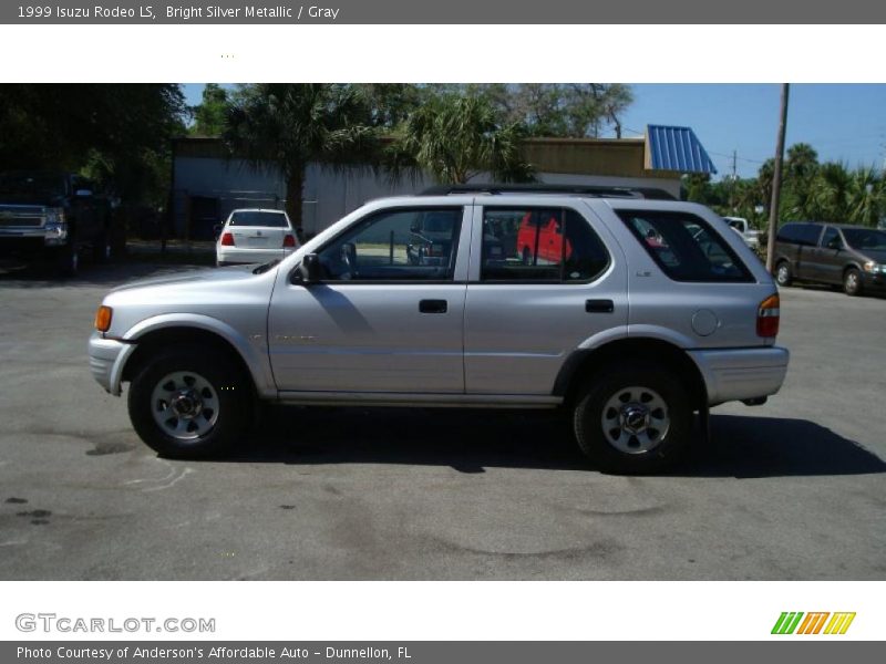 Bright Silver Metallic / Gray 1999 Isuzu Rodeo LS