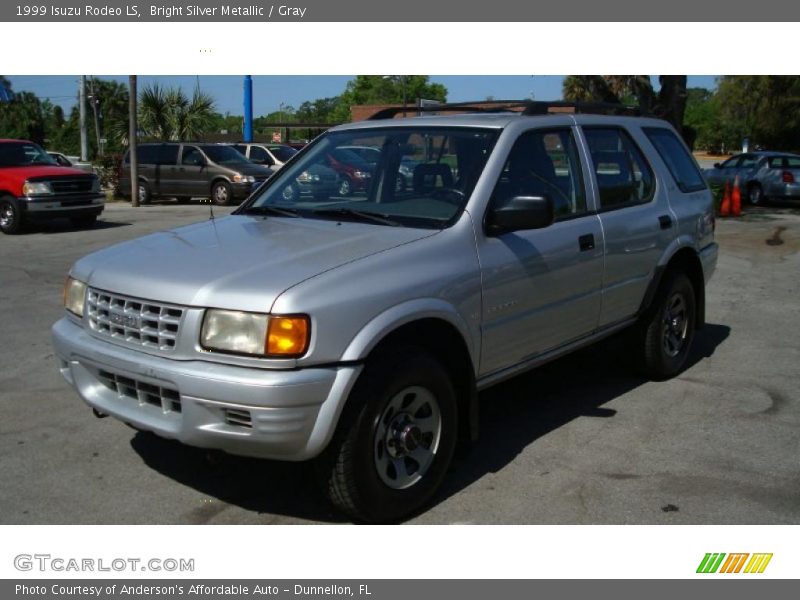 Bright Silver Metallic / Gray 1999 Isuzu Rodeo LS