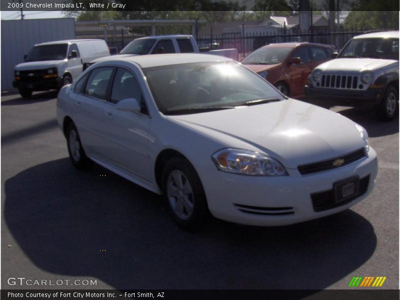 White / Gray 2009 Chevrolet Impala LT