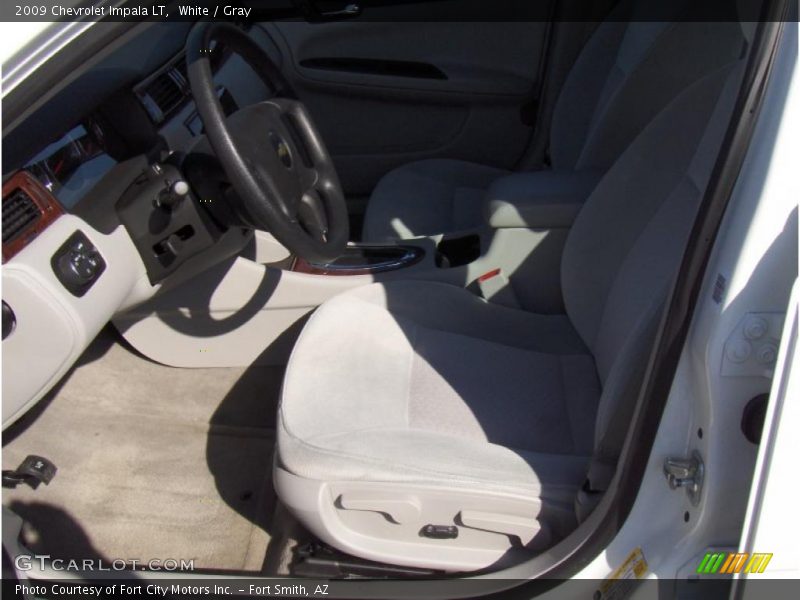 White / Gray 2009 Chevrolet Impala LT