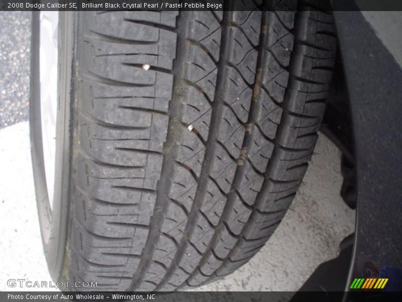 Brilliant Black Crystal Pearl / Pastel Pebble Beige 2008 Dodge Caliber SE