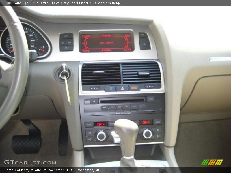 Lava Gray Pearl Effect / Cardamom Beige 2007 Audi Q7 3.6 quattro